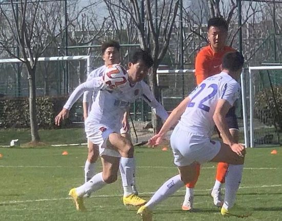 国产精品成人免费视频