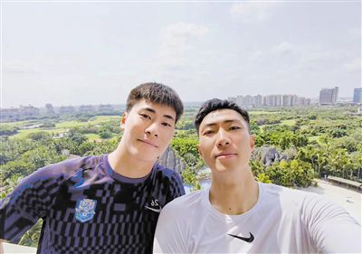白丝脚底